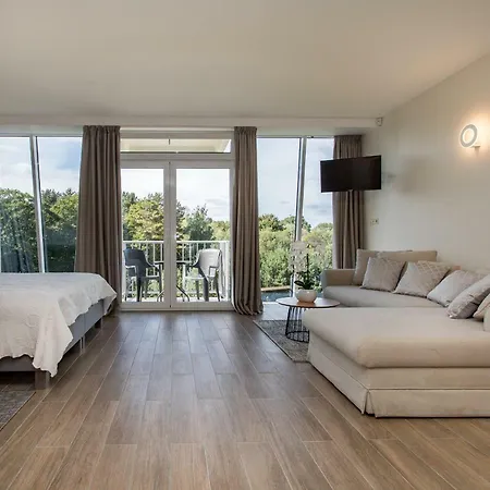 By The Sea With Underground Parking Butas *