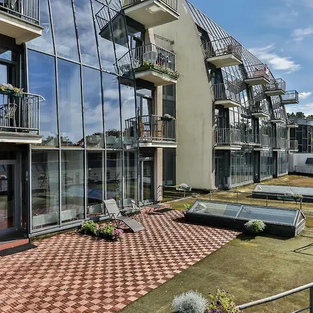 Apartment By The Sea With Underground Parking *