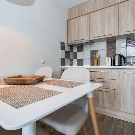 By The Sea With Underground Parking