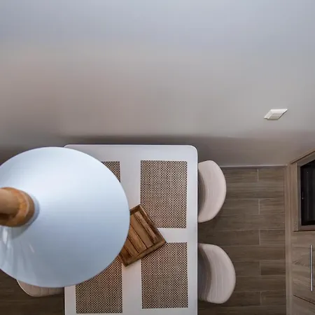 By The Sea With Underground Parking Butas